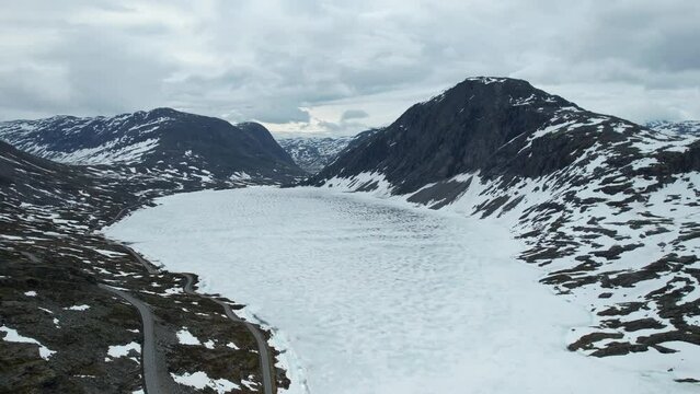 Aerial video of Skibutan Valley, Norway