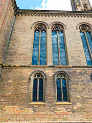 Fenster in der Fassade der evangelische Stadtkirche in Fürstenberg 
an der Havel