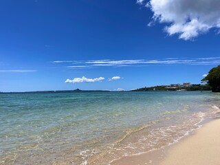 沖縄の青い空と海
