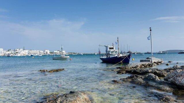 aliki port in paros