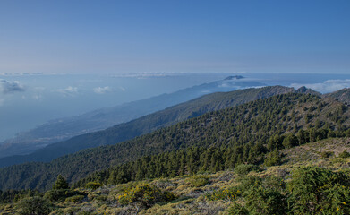 Bonitos paisajes de la isla de La Palma, Pico de la Nieve.