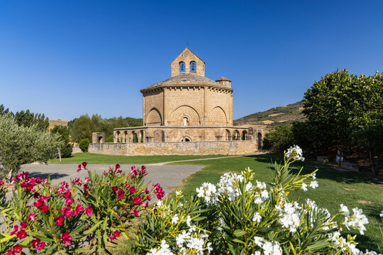 Church of Saint Mary of Eunate (Iglesia de Santa Maria de Eunate), Muruzabal, Navarre, Spain