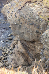 海岸に広がるハイアロクラスタイトの壁