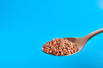 A teaspoon of flax seeds. Means of treatment of acid-dependent diseases.
