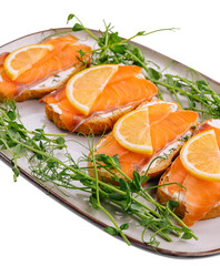 Bruschettas with salmon and cream cheese