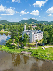 Picturesque panorama of the Rudawy Janowickie Mountains - Palace in Karpniki