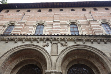 Fototapeta na wymiar ville de Toulouse, église 