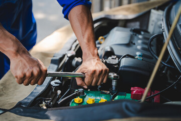 Mechanic inspects and maintains the engine for the customer. An app to write checklists for repair machines, car services and maintenance to the clipboard.