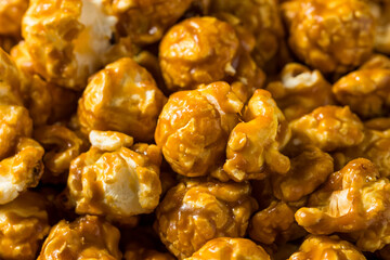 Homemade Caramel Pop Corn