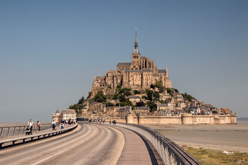 Le Mont Saint-Michel vu de la route