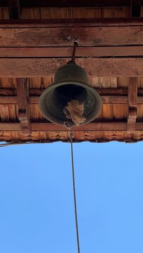 Antigua campana en hacienda henequenera
