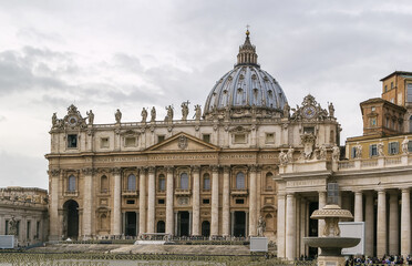 Obraz premium St. Peter Basilica is a church in the Renaissance style located in the Vatican City
