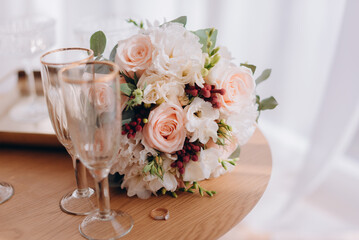 wedding bouquet of roses