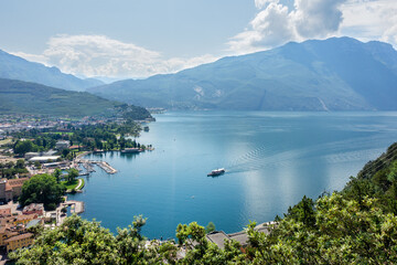 Blick auf den Gardasee in Riva