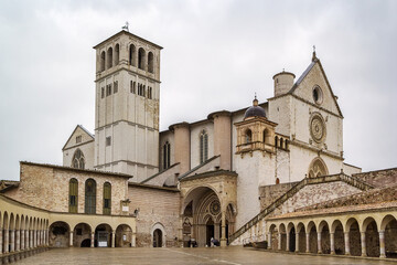 Fototapeta na wymiar The Papal Basilica of St. Francis of Assisi is the mother church of the Roman Catholic Franciscan Order in Assisi, Italy.