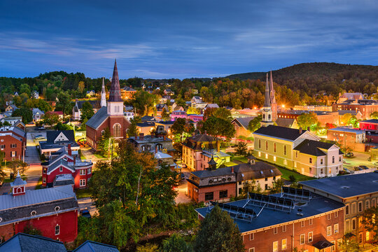 Montpelier, Vermont, USA town skyline at twilight.