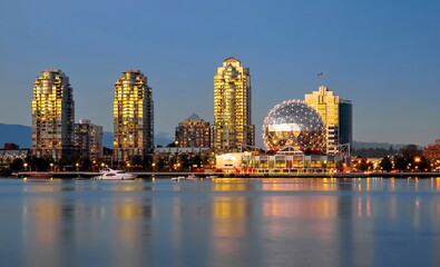 Fototapeta na wymiar Vancouver City, Downtown, Science World museum, Vancouver Harbor