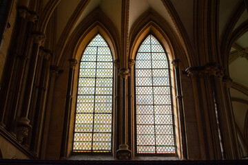 Fototapeta premium decorated stain glass windows corridor archway 