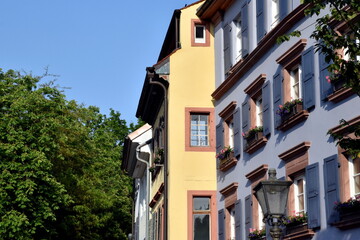 Fototapeta na wymiar Malerische Häuser in der Altstadt von Freiburg