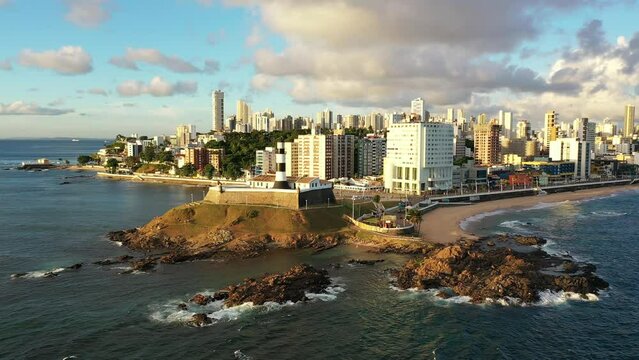 Salvador na Bahia Litoral visto de cima com drone 4k -  Farol da Barra - Nordeste - Brasil