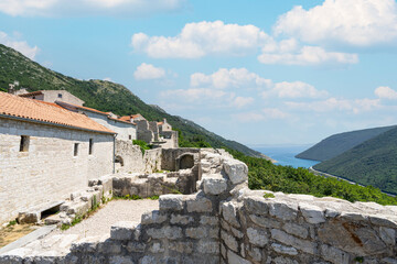 Fototapeta na wymiar view of the ancient village of Fianona, Croatia.