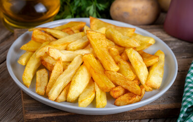 Turkish style handmade french fries, Turkish name; Ev yapımı patates kizartmasi