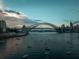 Fototapeta premium Sydney Harbour, with Harbour Bridge and Sydney Opera House in the distance