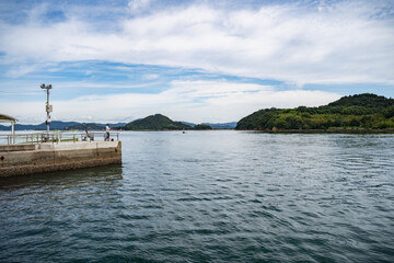 Obraz premium 香川県 瀬戸内海に浮かぶ直島 島旅