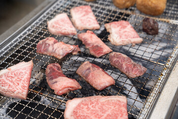 バーベキュー 牛ハラミの炭火焼き