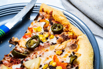 hot pizza munchenska pizza. italian lifestyle