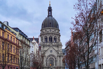 Fototapeta na wymiar Christuskirche in Mainz, Germany