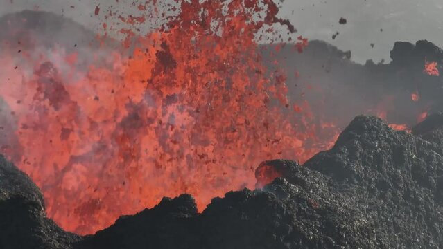 Lava shooting out of volcano in Iceland eruption in 2023