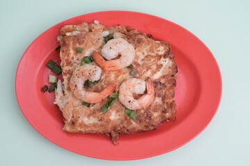 Singapore fried carrot cake with prawn