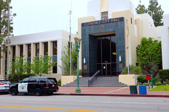 Glendale, California: Glendale City Hall located at 613 E. Broadway