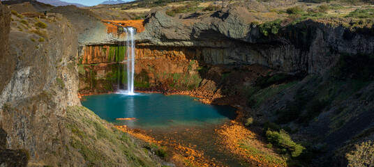 Cascada del Agrio en el rio Agrio en Caviahue, Neuquen © HECTORRICARDO