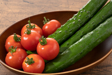 ミニトマトときゅうり　mini tomato and cucumber	