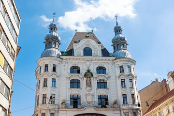 Fototapeta na wymiar Regensburger Hof building in the historic center of Vienna, Austria.