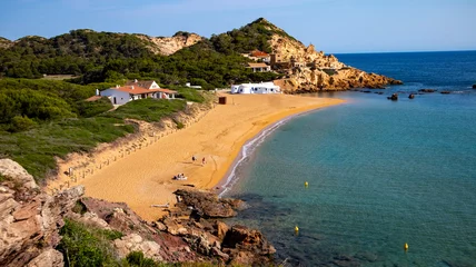 Photo sur Plexiglas Cala Pregonda, île de Minorque, Espagne Main view of "Pregonda" beach, one of the most beautiful spots in Menorca, Balearic Islands, Spain.