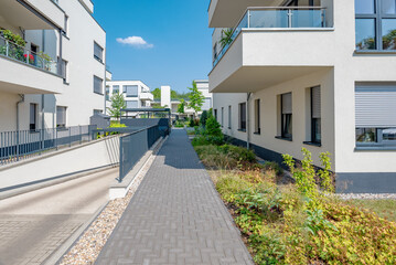 Fototapeta na wymiar Moderne Neubausiedlung in Deutschland