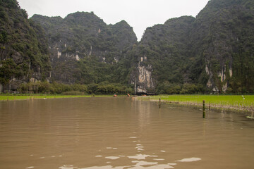 Tam Coc river