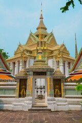 Temple Wat Pho religion bouddhiste ,magnifique architecture, Bangkok, Thaïlande