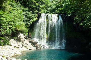 Fototapeta na wymiar summer fresh waterfall