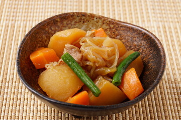 肉じゃが　家庭料理