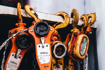 lever hoist and lifting gear