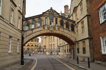 Fototapeta na wymiar Hertford Bridge known as the Bridge of Sighs, is a skyway joining two parts of Hertford College, Oxford, UK