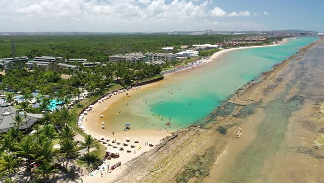 Praia de Muro Alto visto de Cima com Drone 4k - Ipojuca - Recife - Pernambuco - Brasil