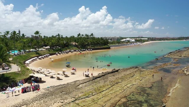 Praia de Muro Alto visto de Cima com Drone 4k - Ipojuca - Recife - Pernambuco - Brasil