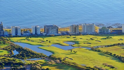 Obraz premium beautiful view of Sea Point, a town close to the ocean in Cape Town, South Africa