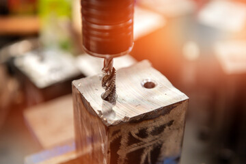 Screw Drilling machine with light and flare