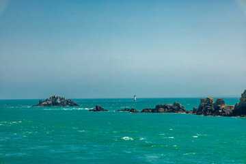 Obraz premium Landschaftlich schöne Wanderung zum Pointe du Grouin in der schönen Bretagne - Cancale - Frankreich